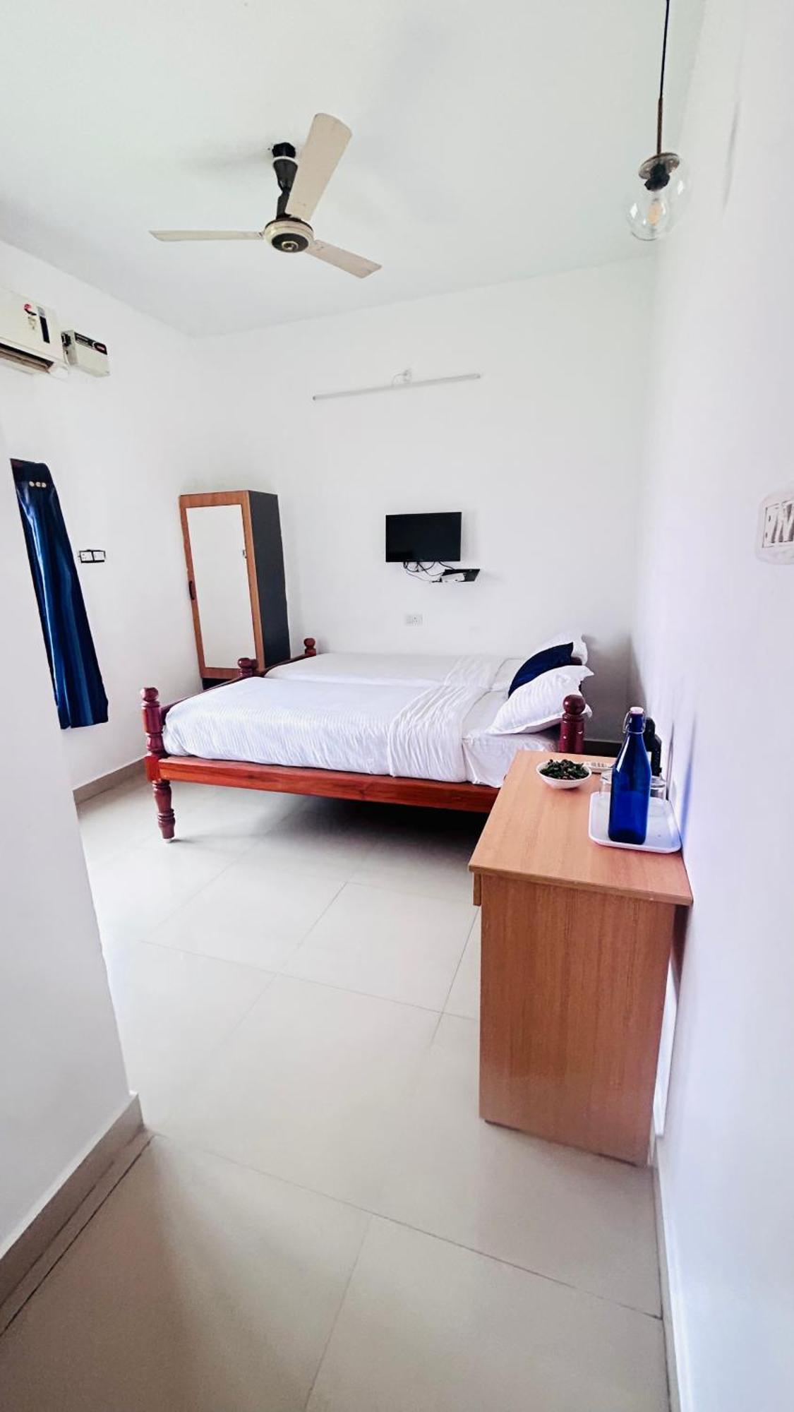Hotel Travstel & Casa De Neel Pondicherry Esterno foto